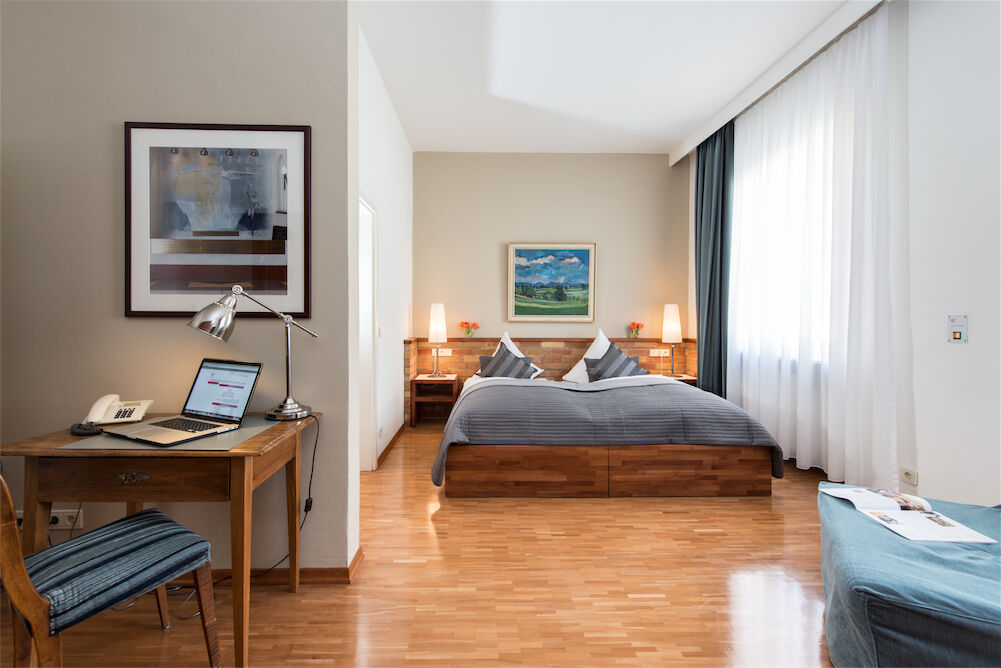 Hotel Goldener Engel Speyer Bagian luar foto