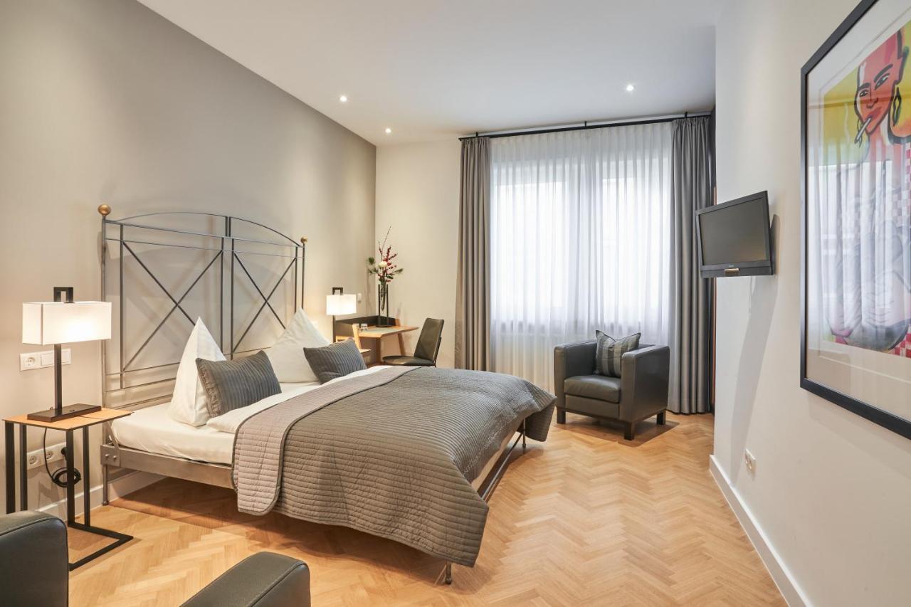 Hotel Goldener Engel Speyer Bagian luar foto